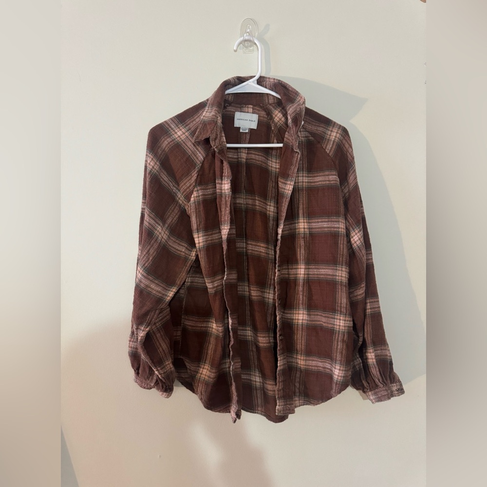 American Eagle Brown Plaid Button-Up Shirt